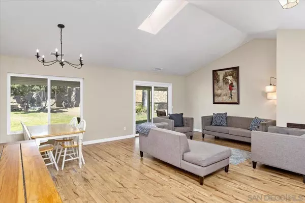 Escondido, CA 92027,1561 Conway Drive