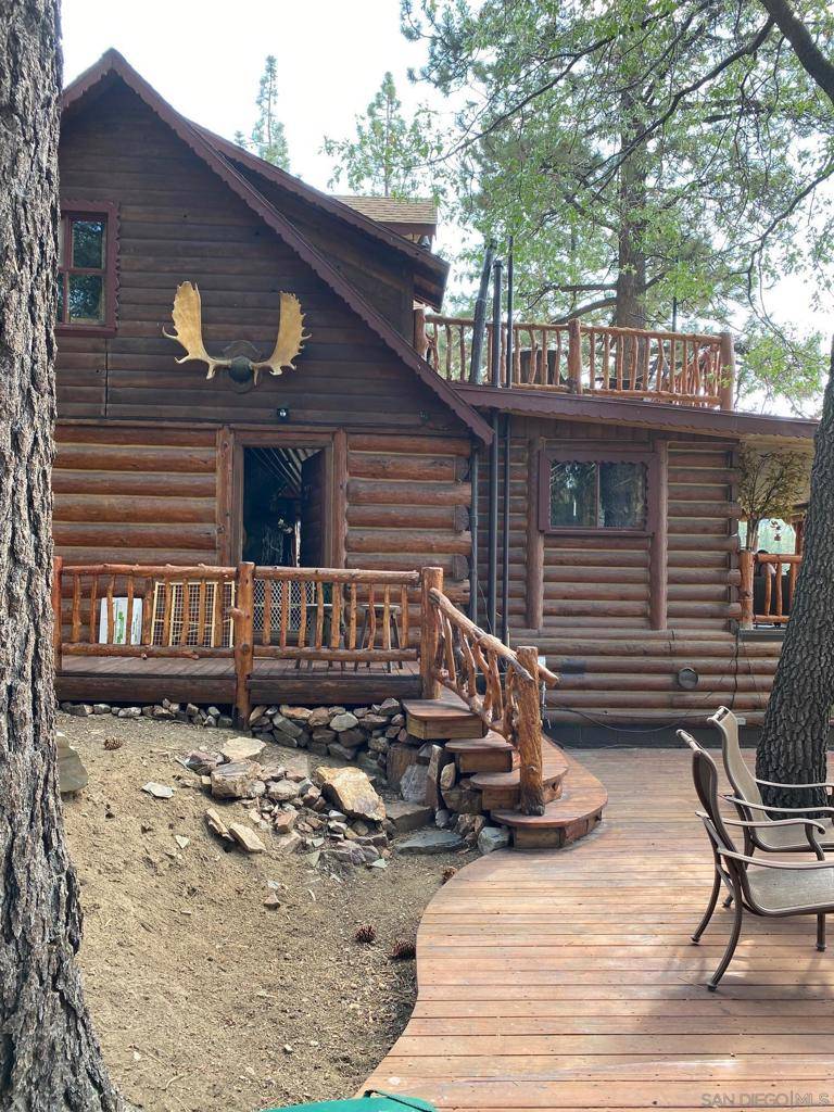 43133 Sheephorn Rd, Big Bear, CA 92315