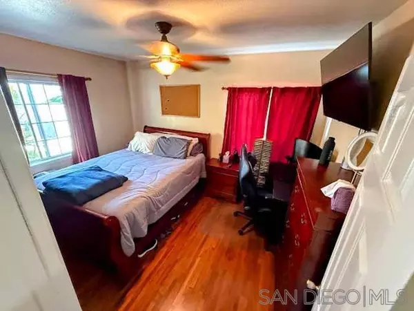 San Diego, CA 92116,3430 Monroe Ave
