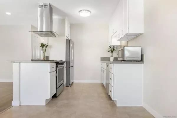 San Diego, CA 92126,9504 Carroll Canyon Rd #202