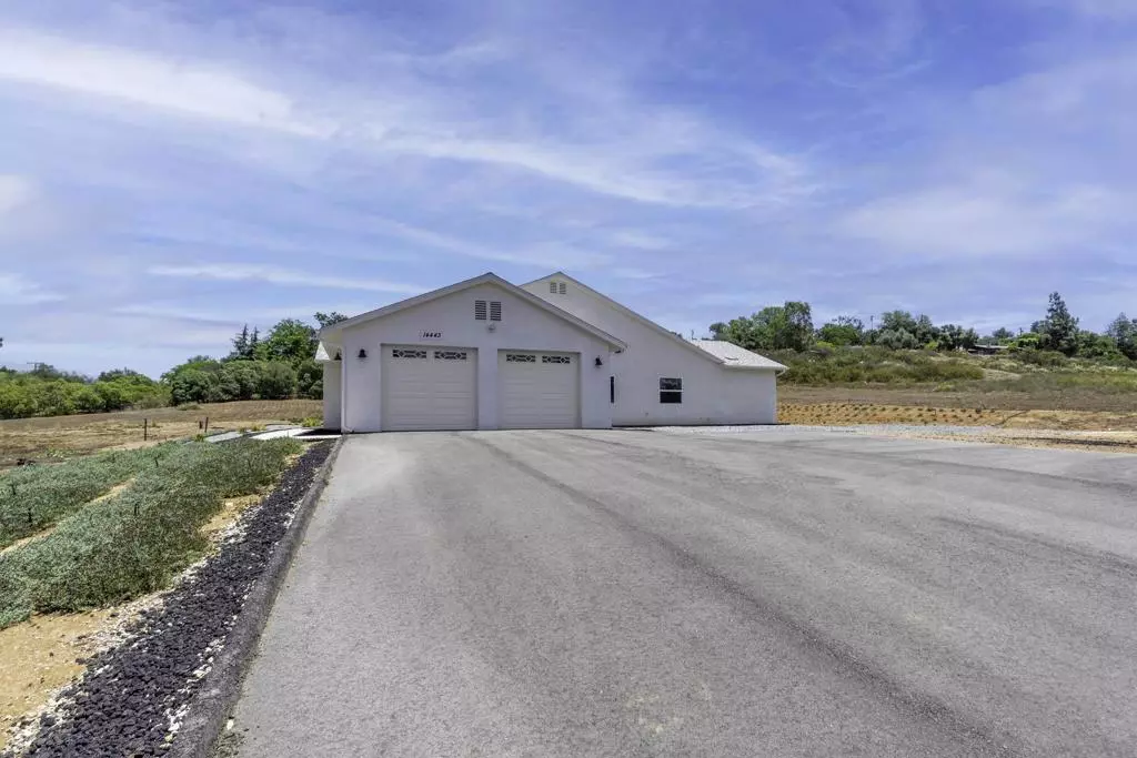 Valley Center, CA 92082,14443 Cool Valley Rd