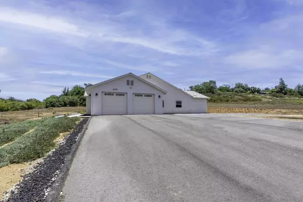 14443 Cool Valley Rd, Valley Center, CA 92082