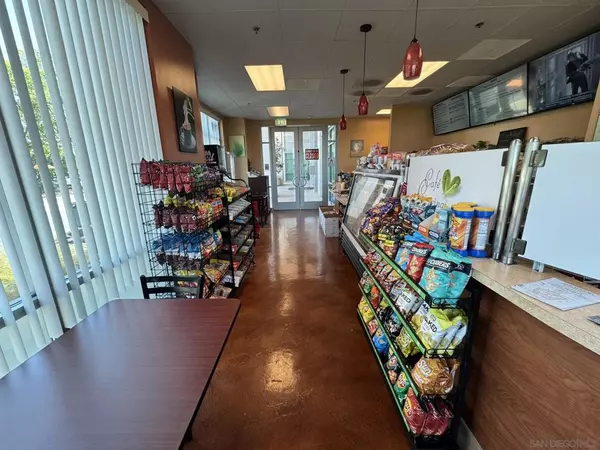 San Diego, CA 92123,9350 Waxie Way #150