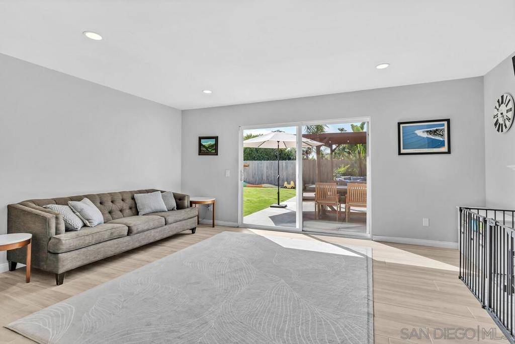 Oceanside, CA 92056,3978 Shenandoah Dr