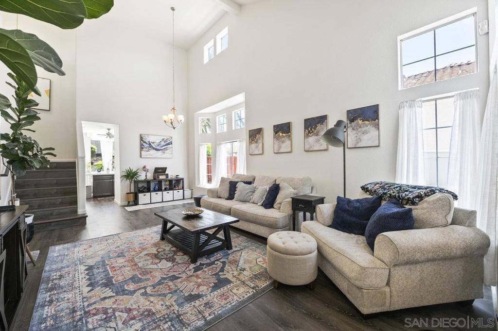 4887 Motif St, Oceanside, CA 92057