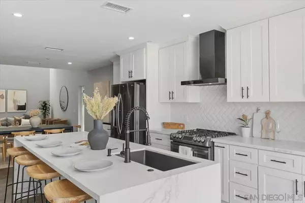 Imperial Beach, CA 91932,914 10th St