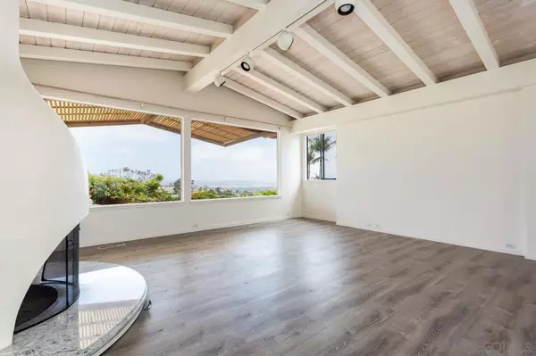 La Jolla, CA 92037,1145 La Jolla Rancho Rd