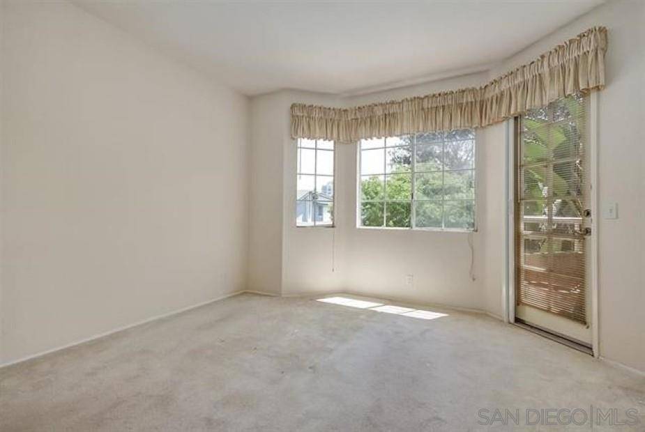 San Diego, CA 92122,3969 Mahaila Ave #212