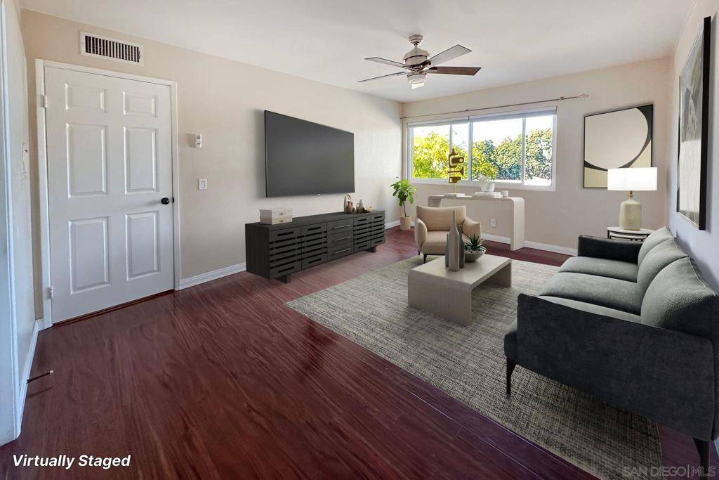 San Diego, CA 92128,11820 Caminito Ronaldo #222