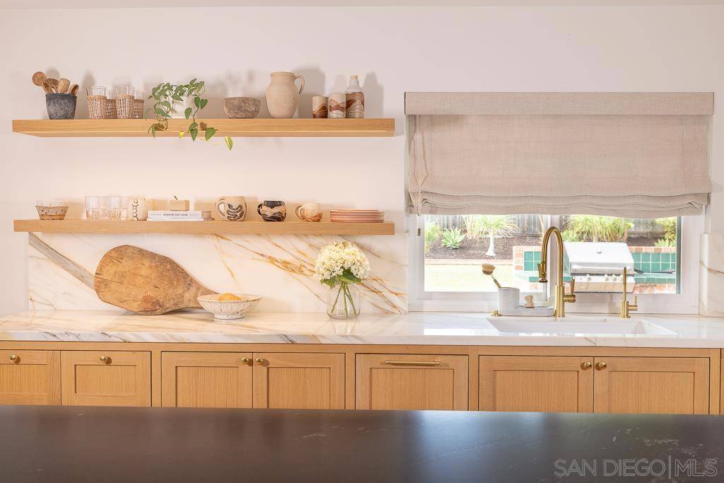 Encinitas, CA 92024,710 Edelweiss Ln