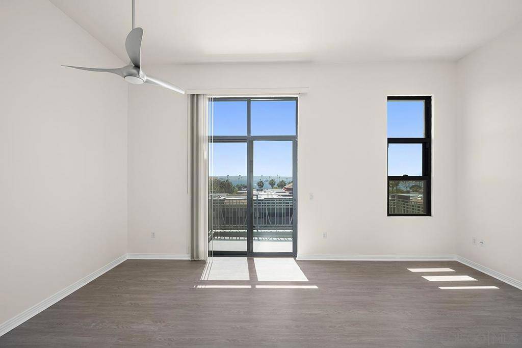 San Diego, CA 92101,1750 Kettner Blvd #416