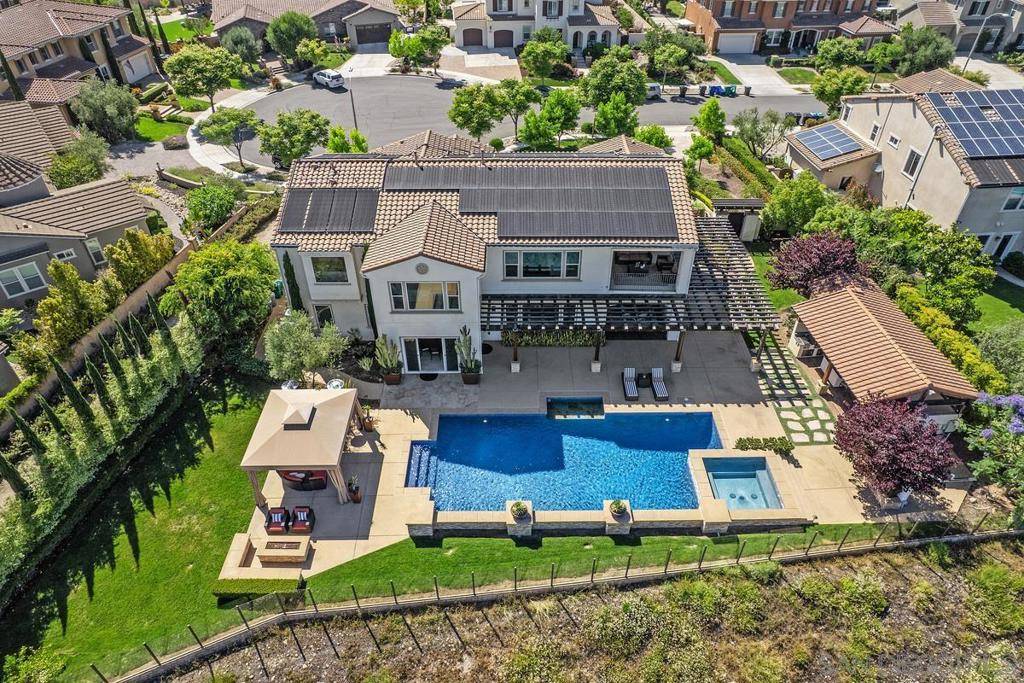 San Diego, CA 92131,15723 Bacara Ct