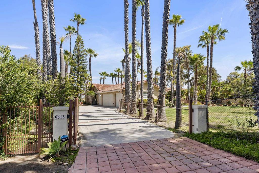 Rancho Santa Fe, CA 92067,6518 Monte Fuego
