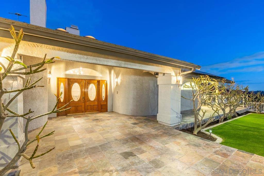 1217 Sangamon Ave, Spring Valley, CA 91977