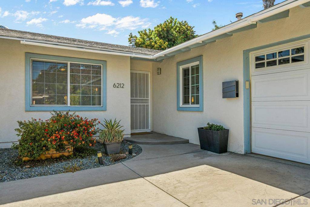 San Diego, CA 92119,6212 Lake Ariana Ave