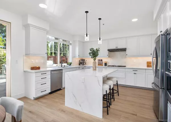 Carlsbad, CA 92010,3749 Arapaho Pl