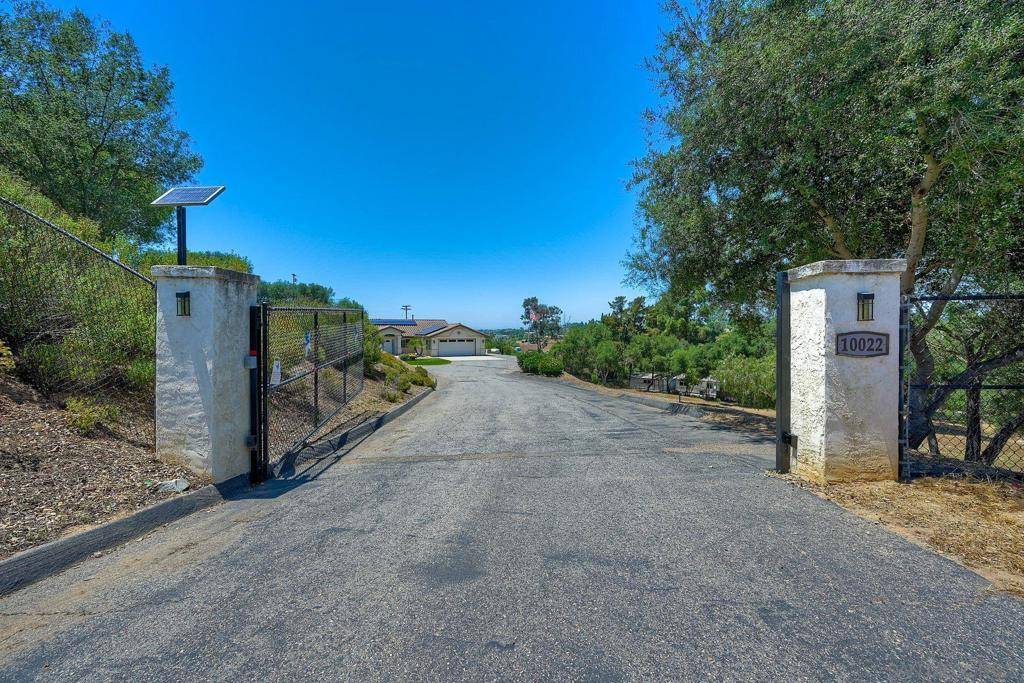 Escondido, CA 92026,10022 Triple J Trail