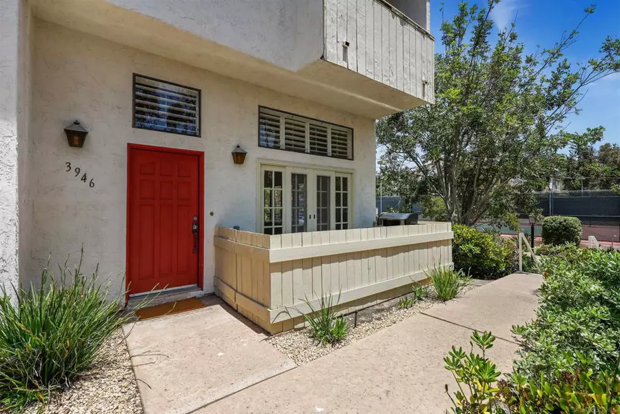 3946 La Jolla Village Dr, La Jolla, CA 92037
