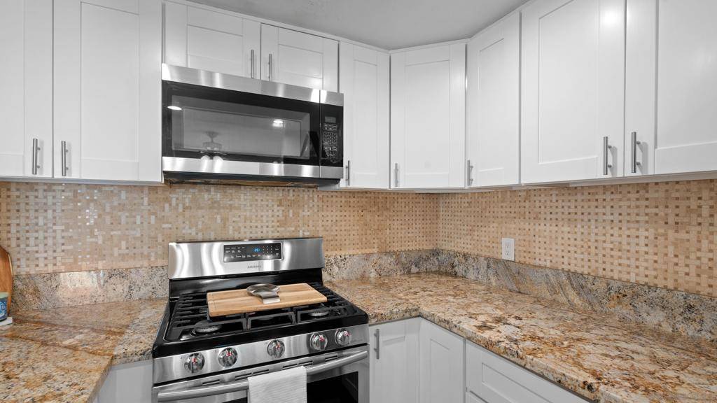 Chula Vista, CA 91913,725 Brookstone Road unit 101 #101