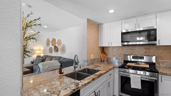 Chula Vista, CA 91913,725 Brookstone Road unit 101 #101