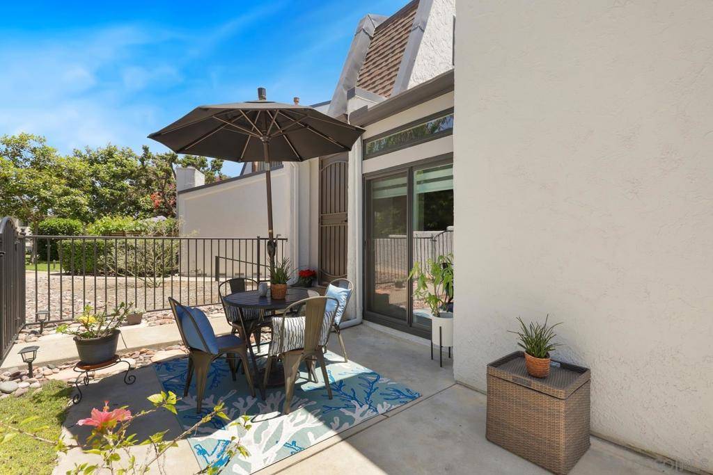 Carlsbad, CA 92009,7303 Alicante Rd #A