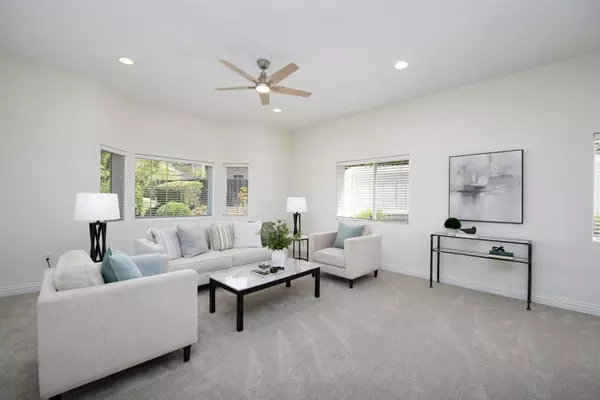 Escondido, CA 92026,1718 Dancer Pl