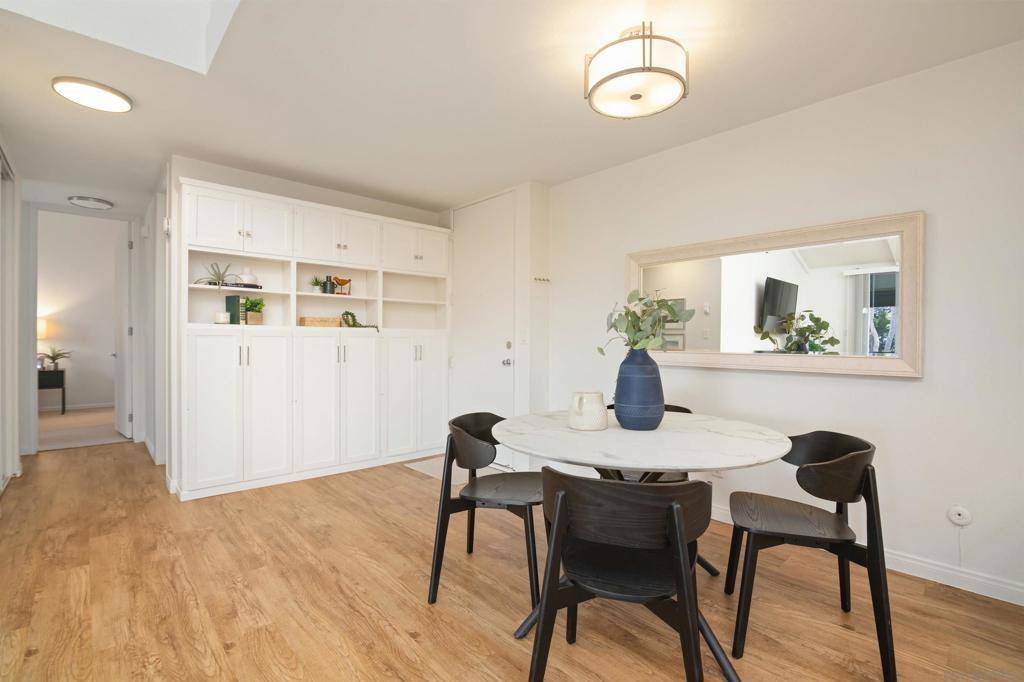 La Jolla, CA 92037,6455 La Jolla Blvd #353