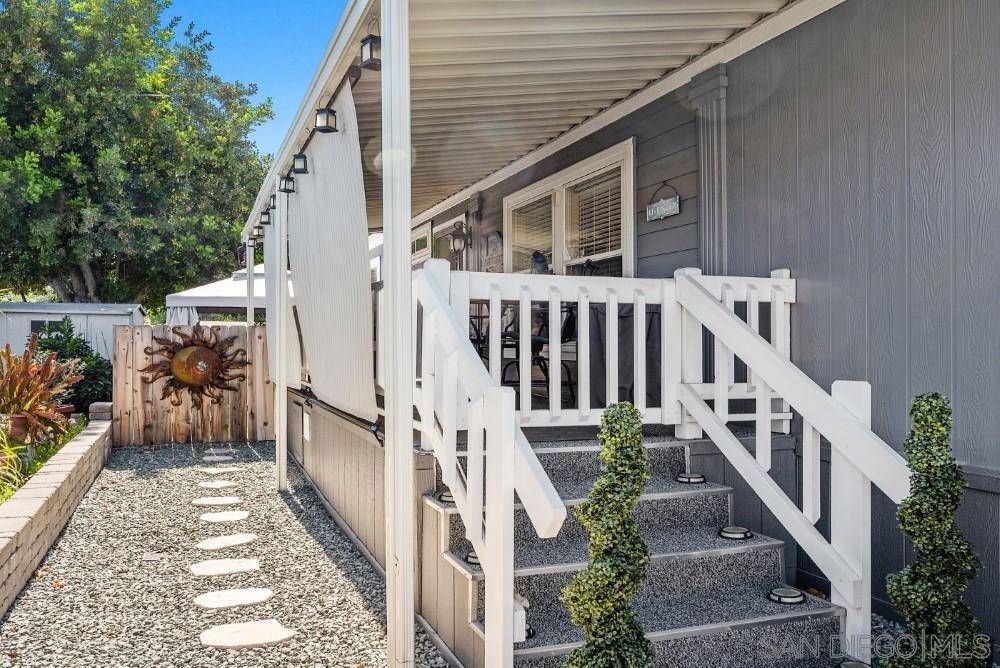 Poway, CA 92064,13334 Buena Vista Street #63