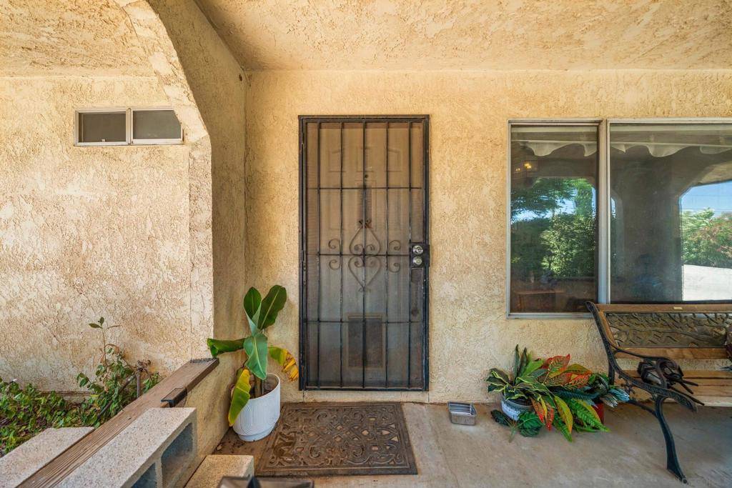 Hesperia, CA 92345,7520 Oakwood Ave