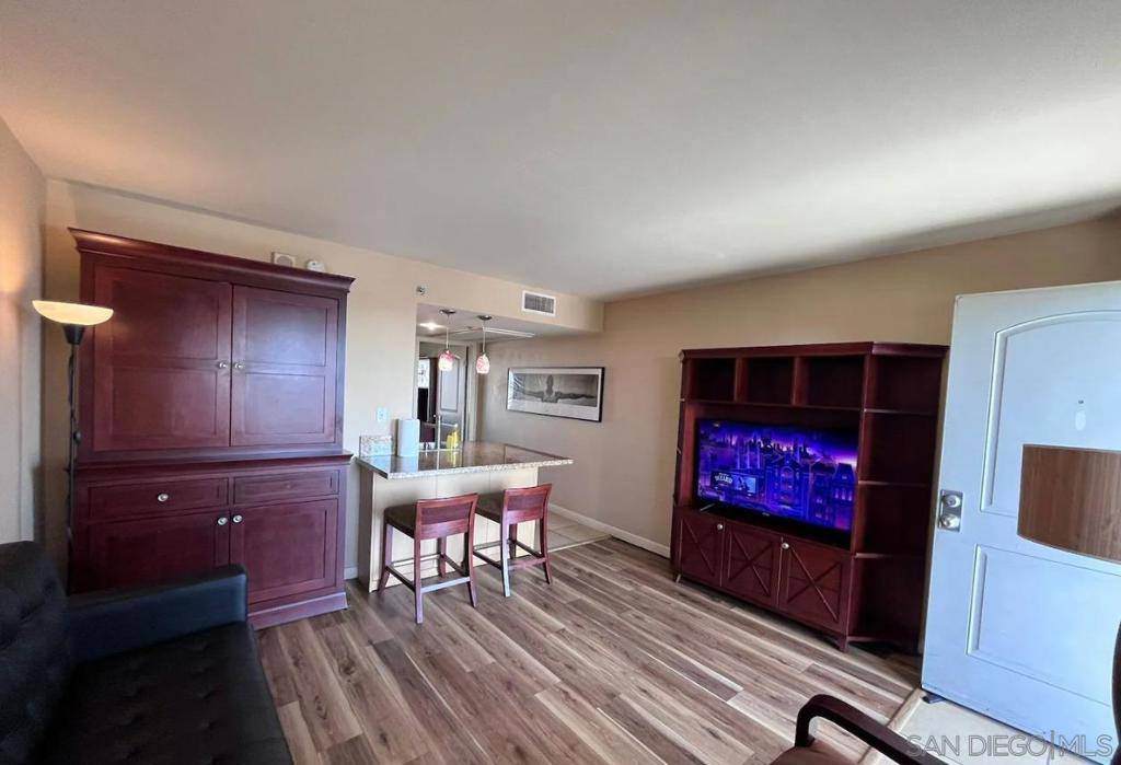 National City, CA 91950,801 National City Blvd #714