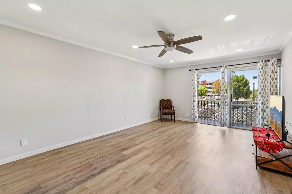 Chula Vista, CA 91910,490 Fourth Ave #21