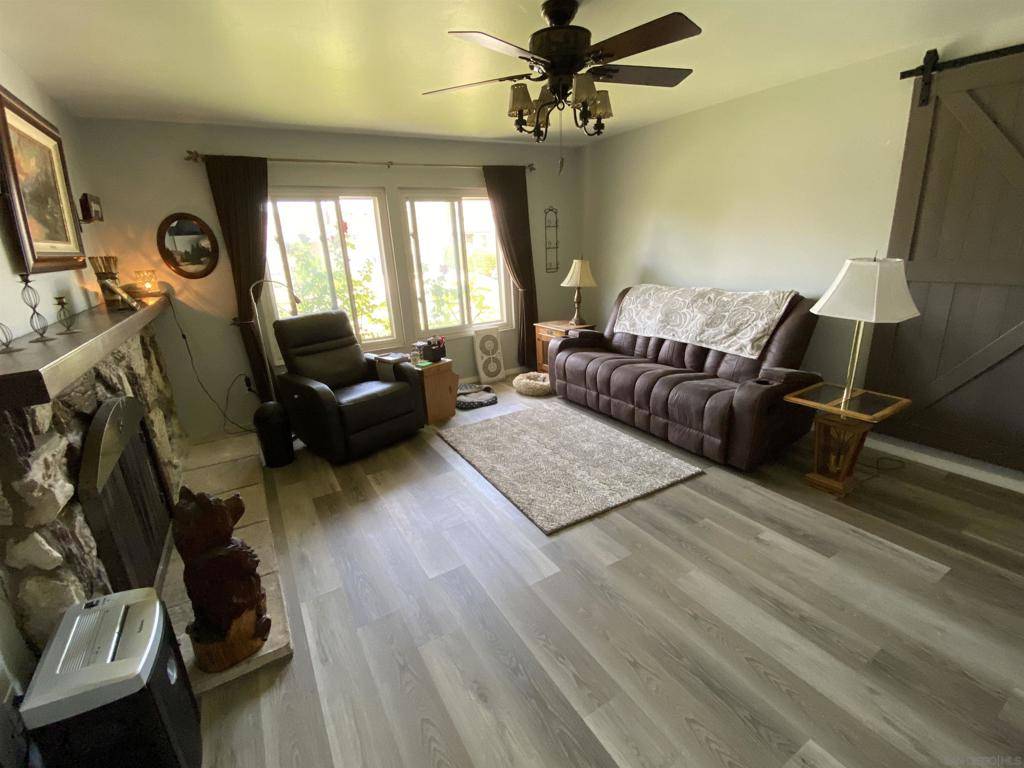 Santee, CA 92071,10011 Woodrose Av.