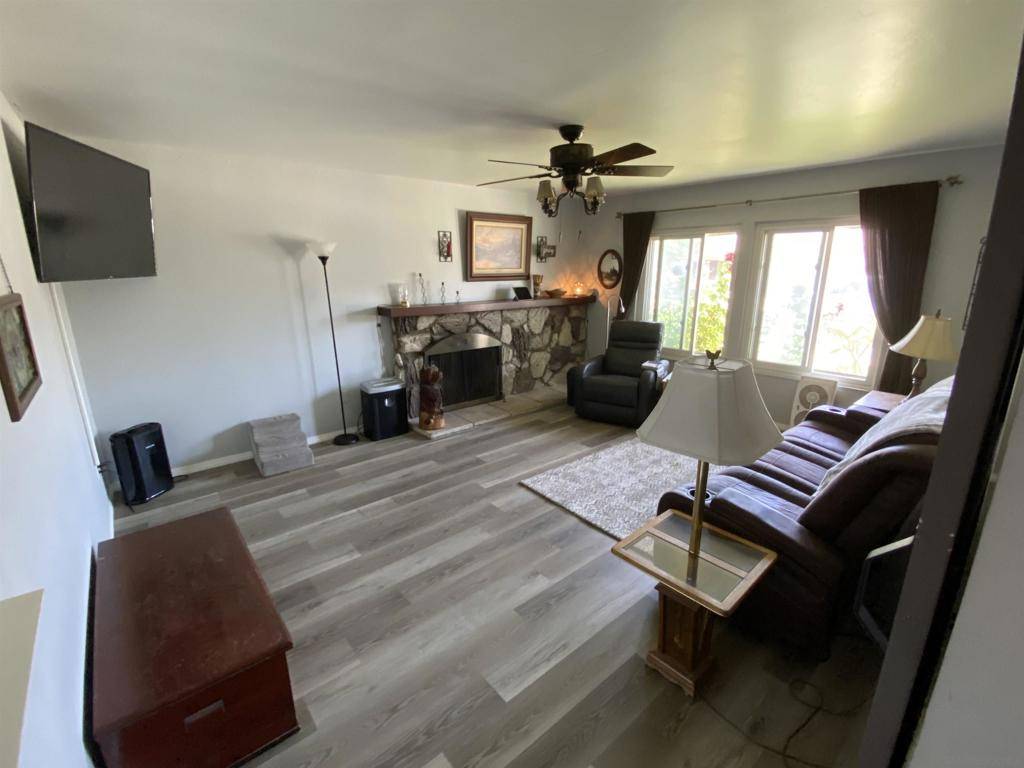 Santee, CA 92071,10011 Woodrose Av.
