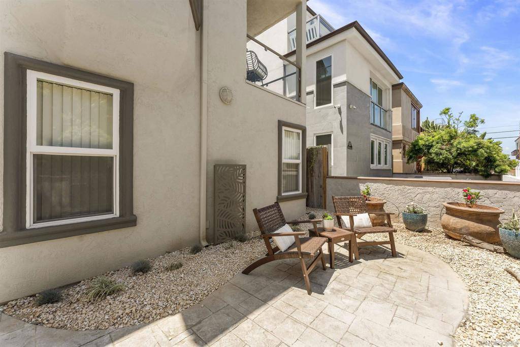 San Diego, CA 92109,735 Yarmouth Court