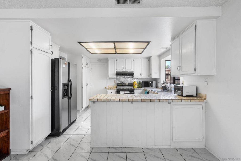 San Diego, CA 92126,11511 Flower Meadow Ct