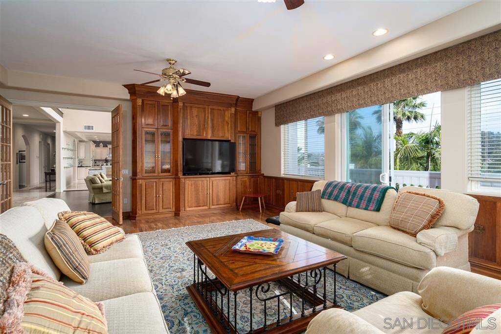 Rancho Santa Fe, CA 92067,7302 Vista Rancho Ct.