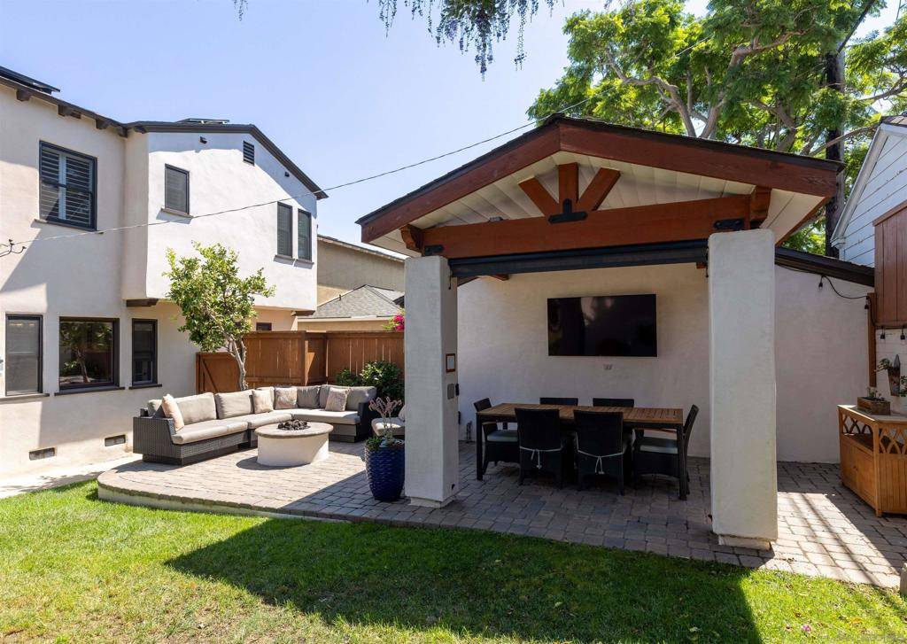 San Diego, CA 92106,3425 Xenophon