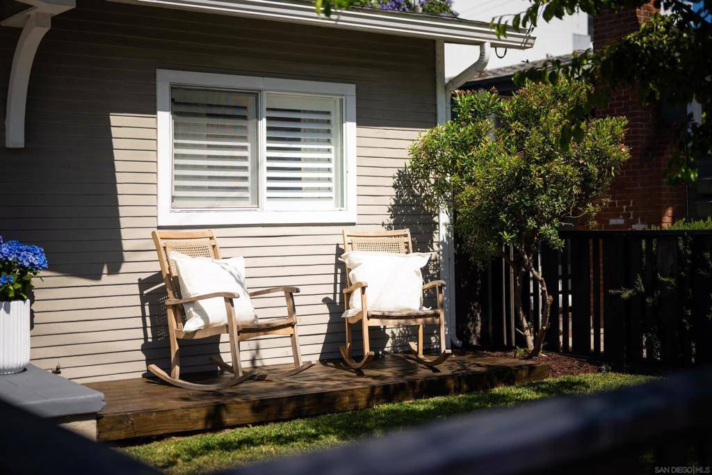 San Diego, CA 92104,4218 Hamilton Street