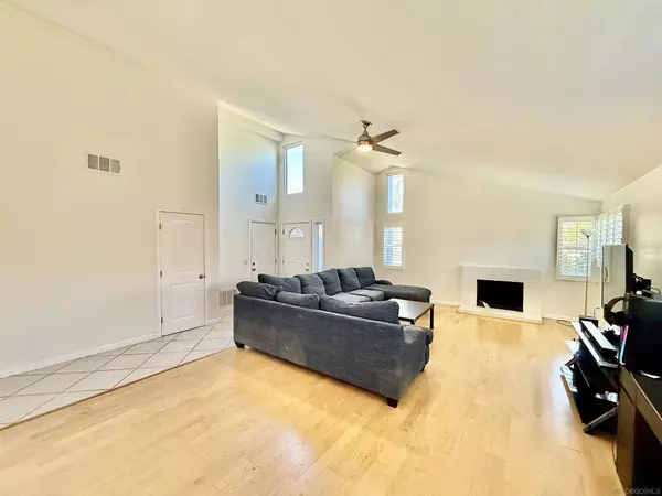 Escondido, CA 92026,1932 Paradise St