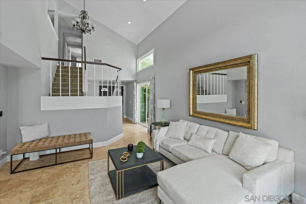 Lake Forest, CA 92630,22682 S Canada Ct