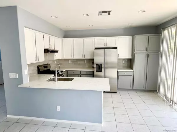San Diego, CA 92126,11559 N Compass Point Drive #3
