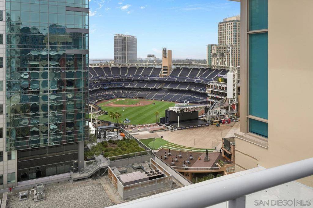 427 9th Ave. #301, San Diego, CA 92101