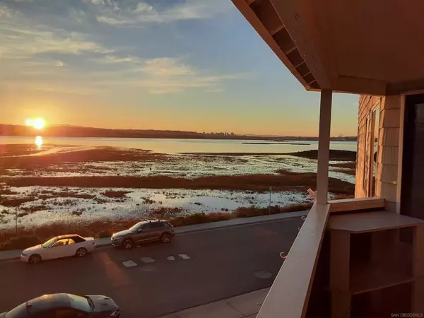 3955 Honeycutt St #201, San Diego, CA 92109