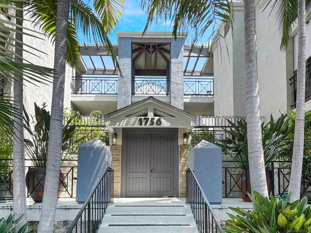 San Diego, CA 92103,1756 Essex St #304