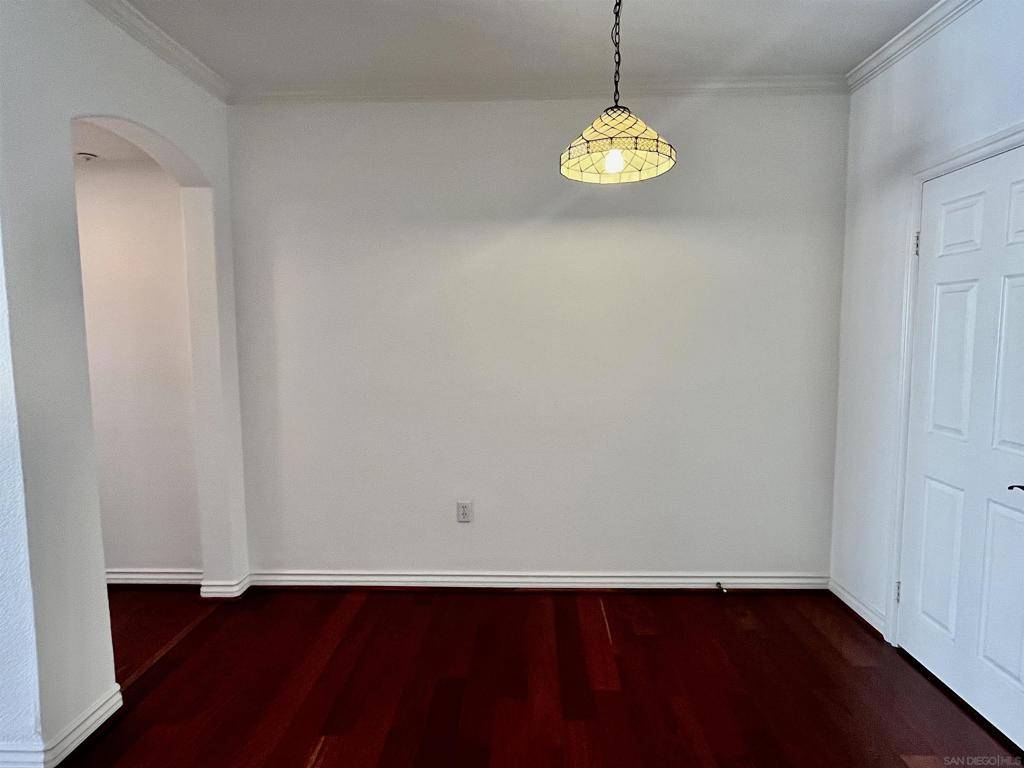 La Jolla, CA 92037,9263 Regents Rd. #B208