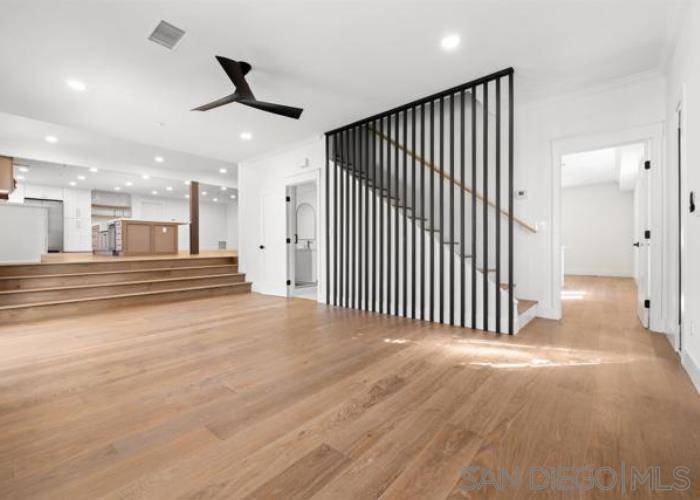 Poway, CA 92064,16021 Pomerado Road
