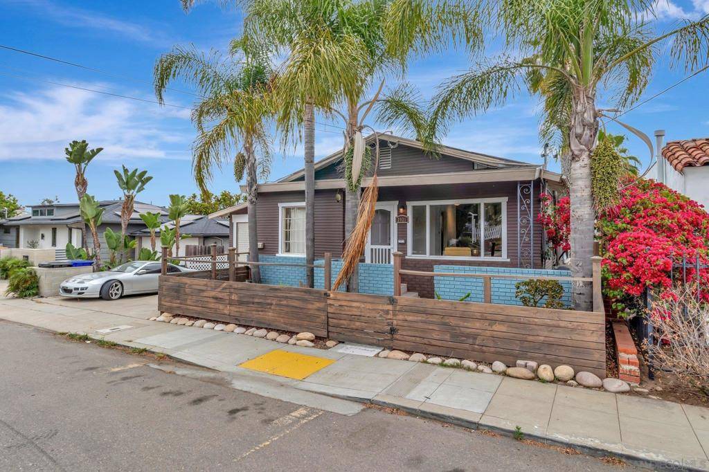 San Diego, CA 92104,2921 Boundary St.