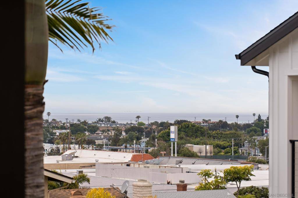 Carlsbad, CA 92008,3985 Syme Dr