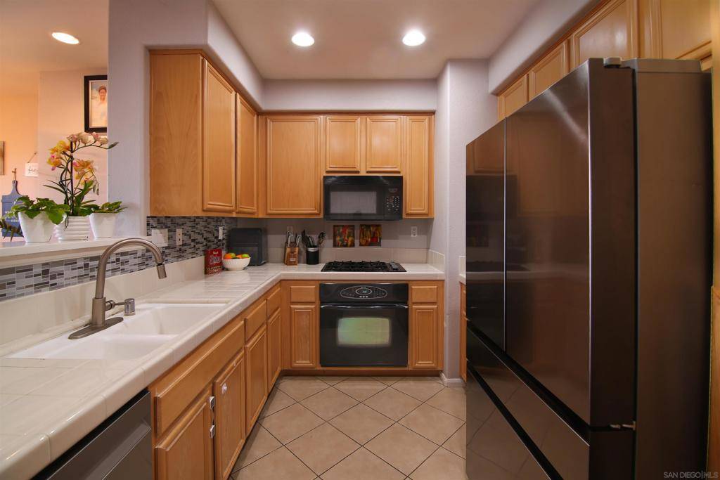 Chula Vista, CA 91914,370 Caminito Barcelona