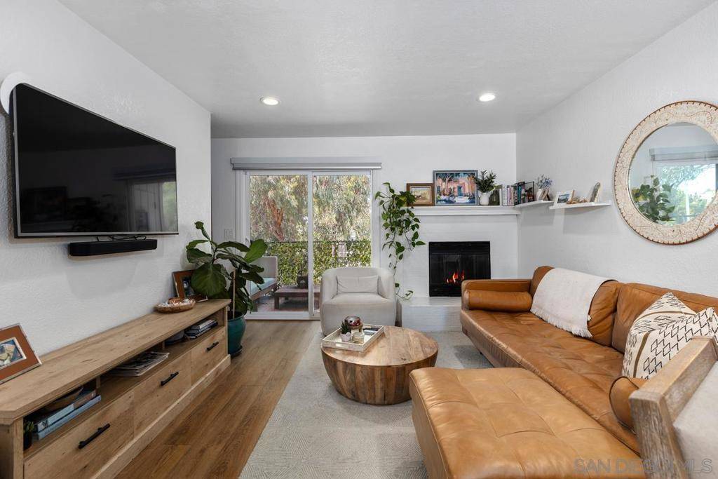 San Diego, CA 92107,3985 Wabaska #2
